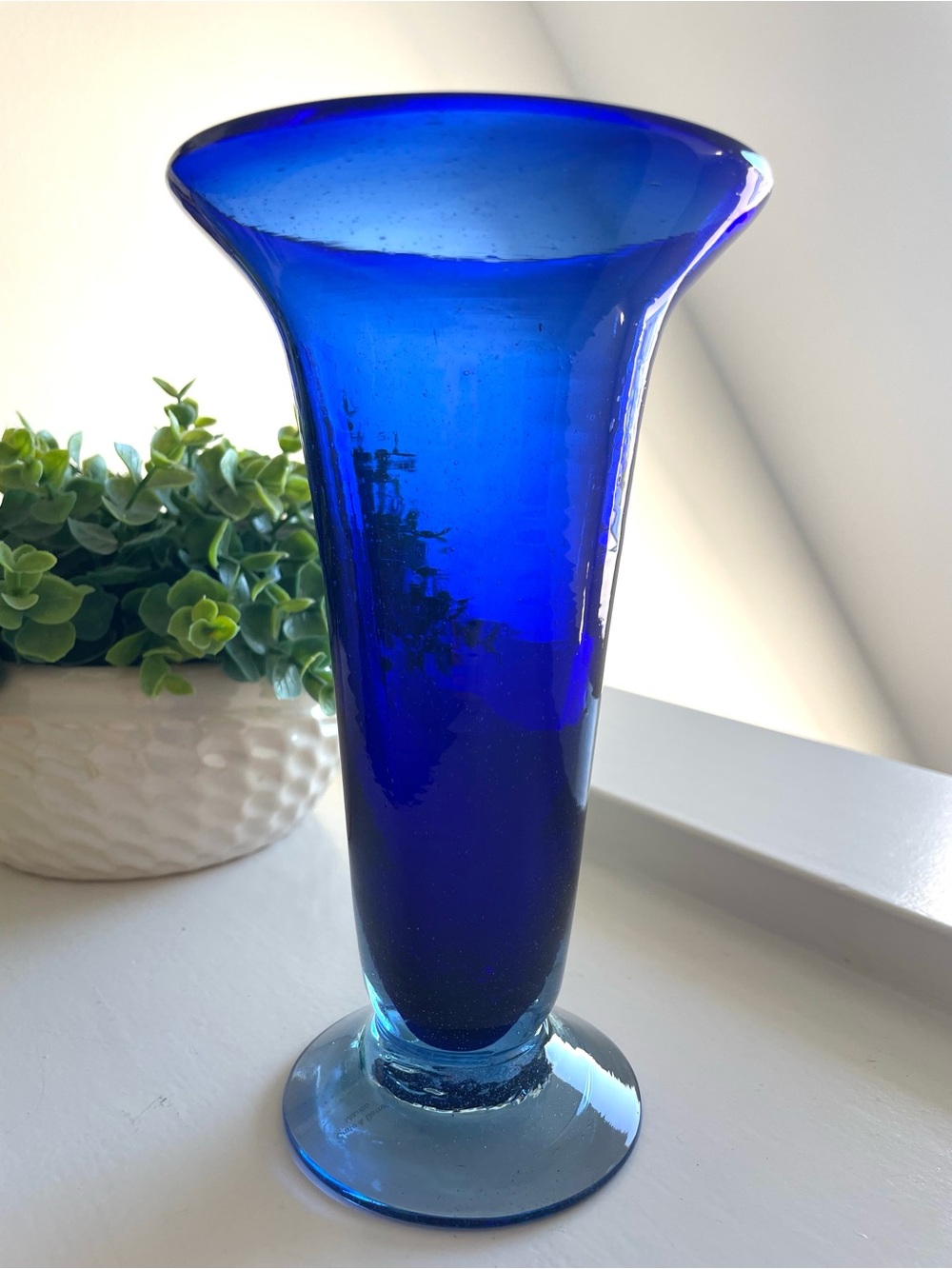 Crate & Barrel Hand Blown Mexican Cobalt Blue Art Glass Trumpet Vase 7.5" Heavy